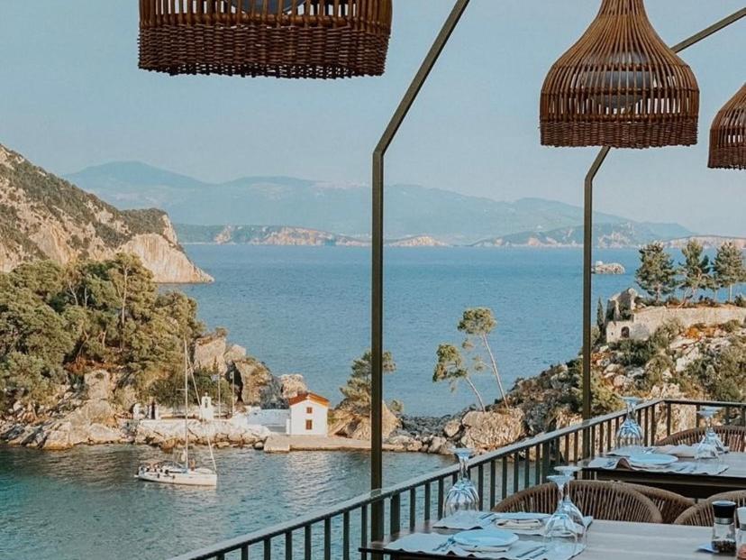 Alekas Parga Apartments Exterior photo
