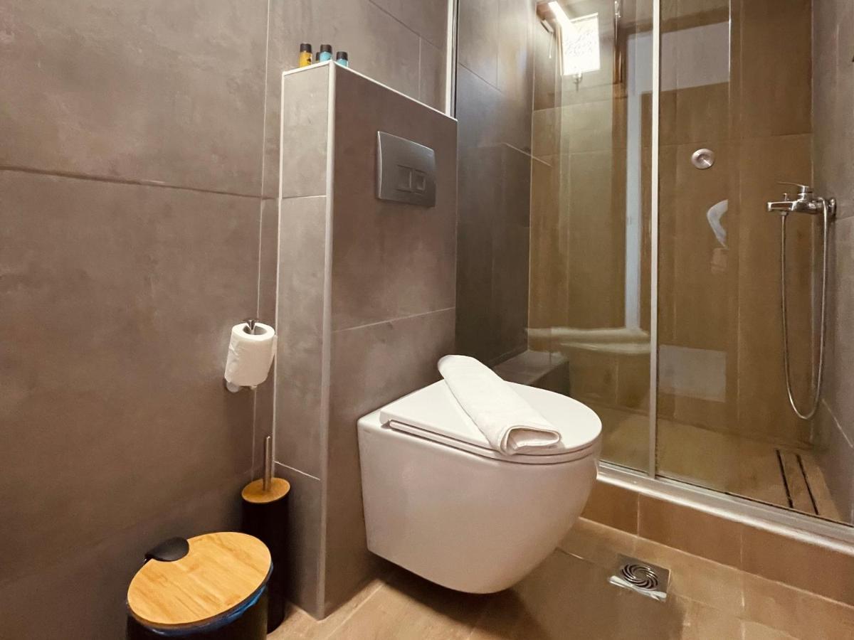 Alekas Parga Apartments Exterior photo