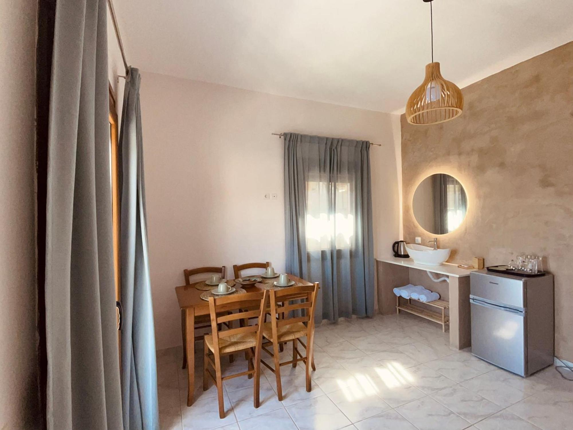 Alekas Parga Apartments Room photo