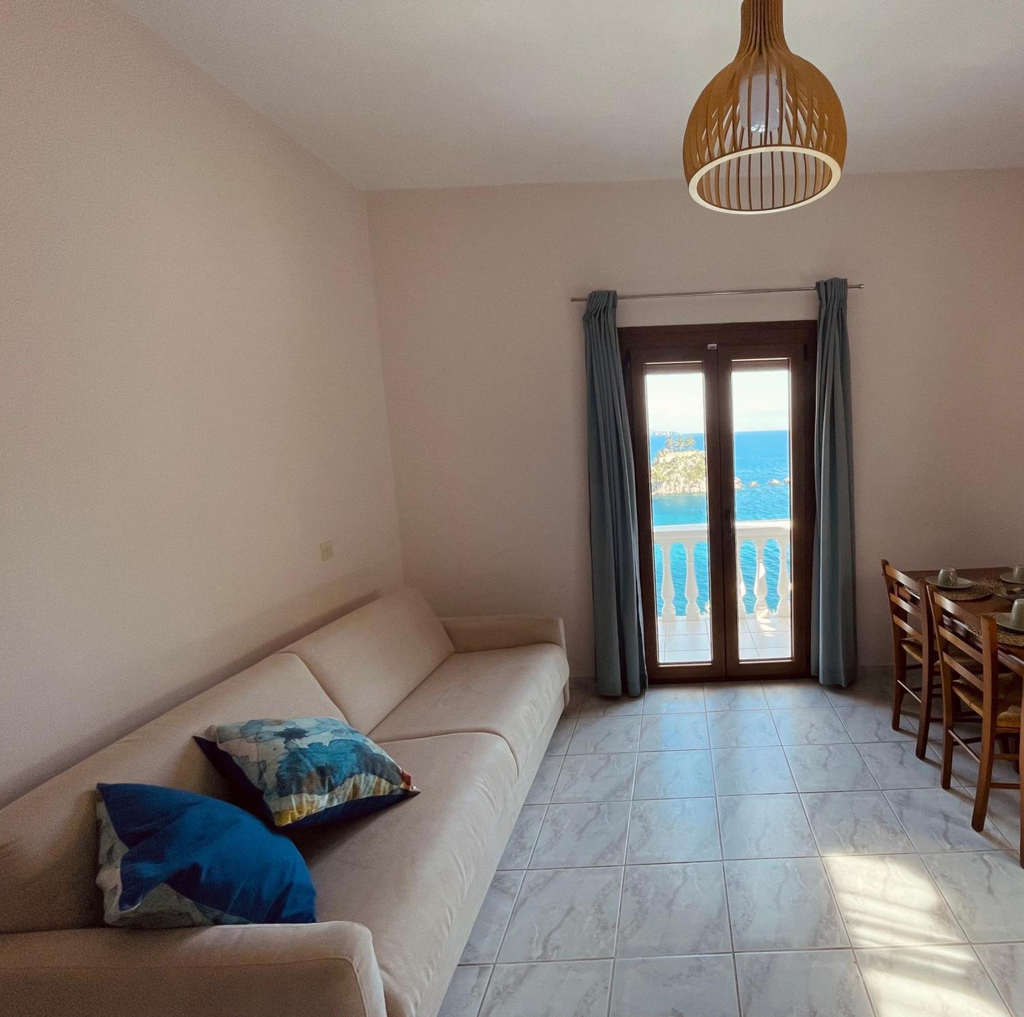 Alekas Parga Apartments Room photo