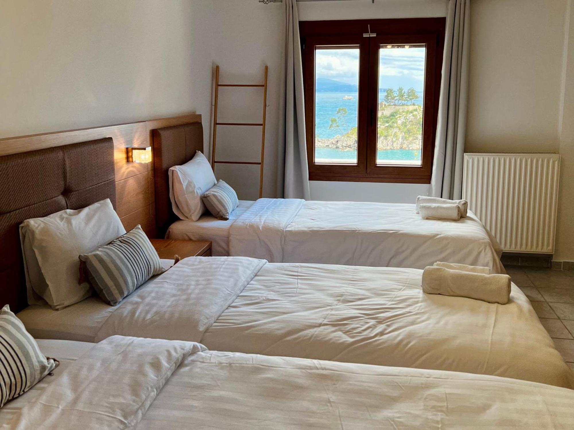 Alekas Parga Apartments Room photo