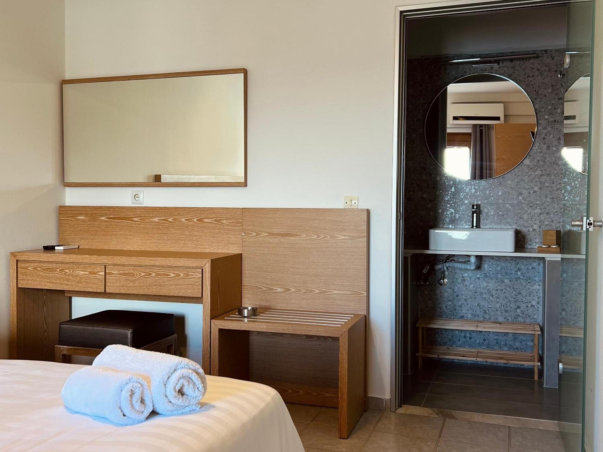Alekas Parga Apartments Room photo